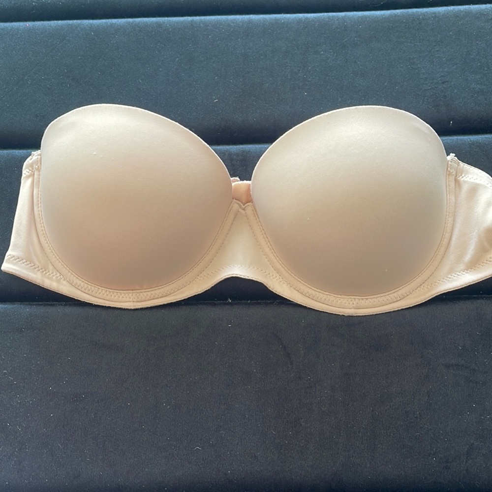 PINK Victorias Secret Strapless Bra Size 34A